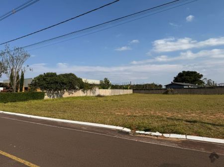Terreno-Condomínio em Terras do Golfe