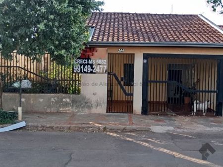 Casa-Térrea em Residencial Ana Maria do Couto