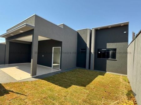 Casa-Térrea em Vival dos Ipês