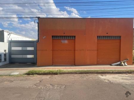 Casa Comercial em Guanandi