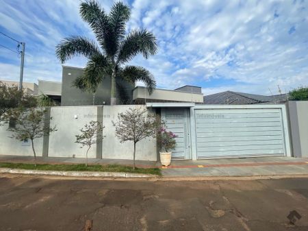 Casa-Térrea em Tayamã Park