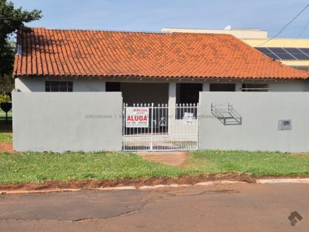 Casa-Térrea em Centro