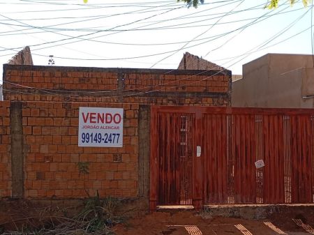 Casa-Térrea em Morada Verde