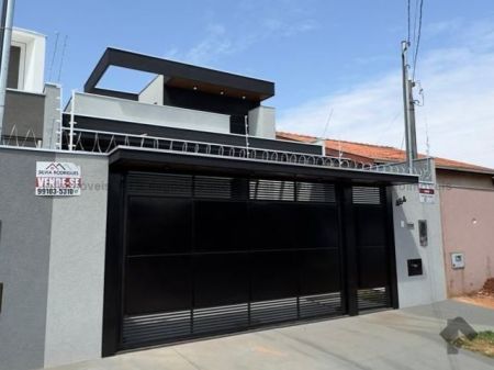 Casa-Térrea em Rita Vieira