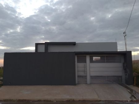 Casa-Térrea em Residencial Figueiras do Parque