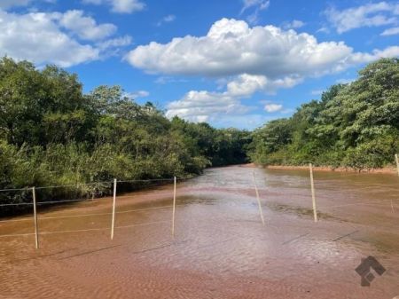 Fazenda em Zona Rural