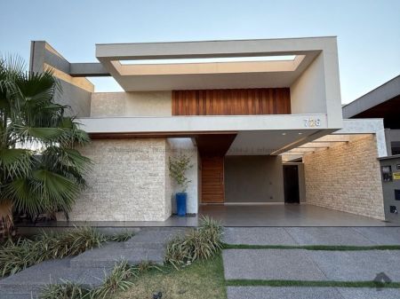 Casa-Térrea-Condomínio em Pq. Residencial Damha IV