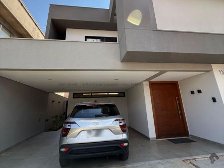 Sobrado-Condomínio em Pq. Residencial Damha III