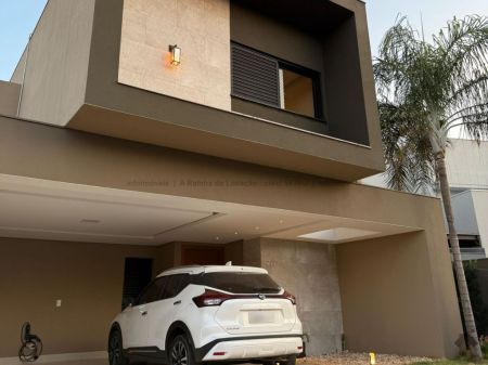 Sobrado-Condomínio em Pq. Residencial Damha III
