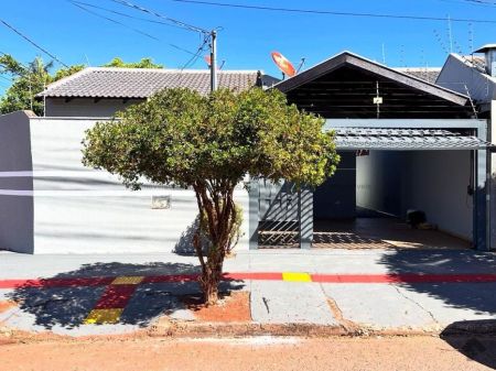 Casa-Térrea em Jardim Tijuca II