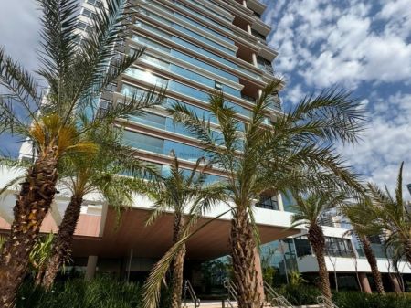 Apartamento em Royal Park