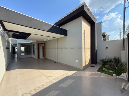 Casa-Térrea em Rita Vieira