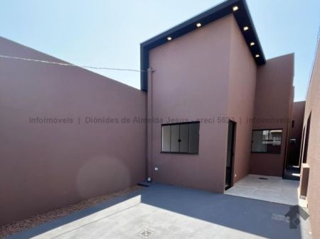 Casa-Térrea em Coronel Antonino