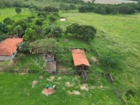 Fazenda em Zona Rural