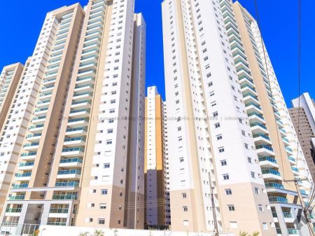 Apartamento em Royal Park