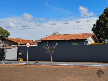 Casa-Térrea em Rita Vieira