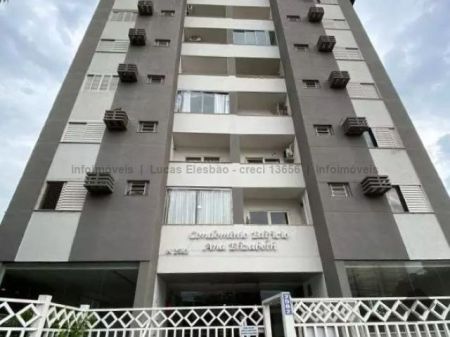 Apartamento em Centro