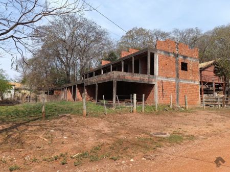 Casa-Térrea em Vila Donária