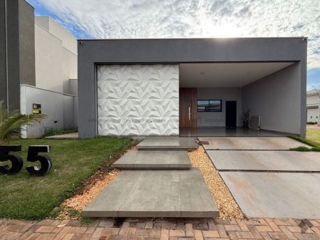Casa-Térrea-Condomínio em Residencial Porto Royale