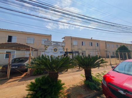 Apartamento em Jardim Centro Oeste
