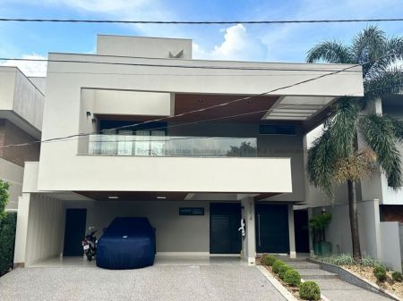 Sobrado-Condomínio em Pq. Residencial Damha III