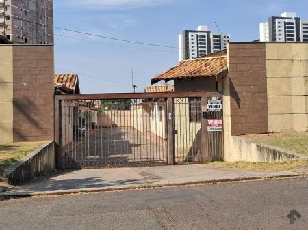 Casa-Térrea-Condomínio em Giocondo Orsi II
