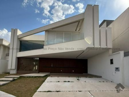 Sobrado-Condomínio em Pq. Residencial Damha III
