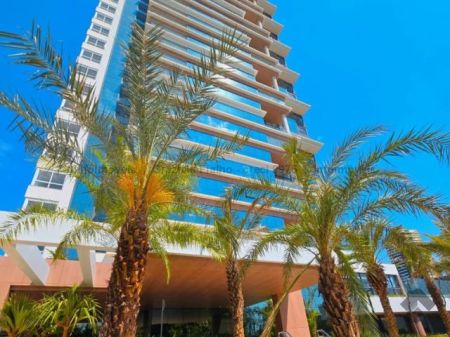 Apartamento em Royal Park