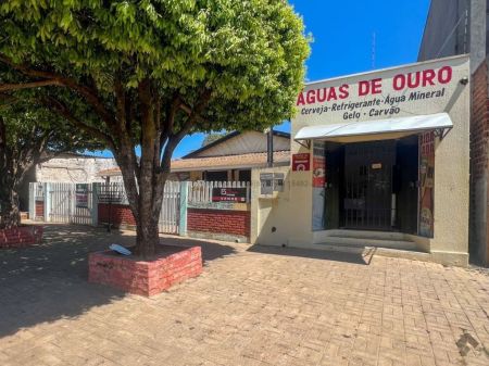 Casa Comercial em Centro