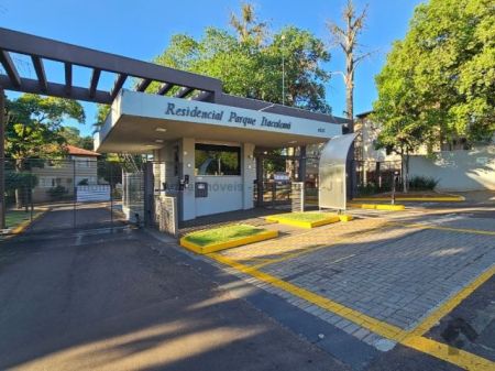 Apartamento em Carandá Bosque I