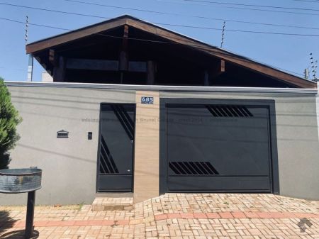 Casa-Térrea em Rita Vieira
