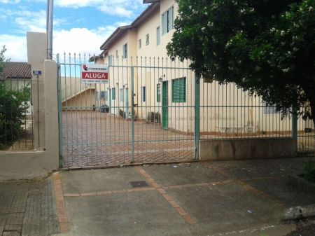 Apartamento em Vila Carvalho