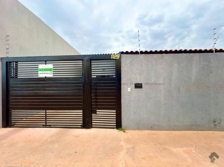 Casa-Térrea em Jardim Noroeste