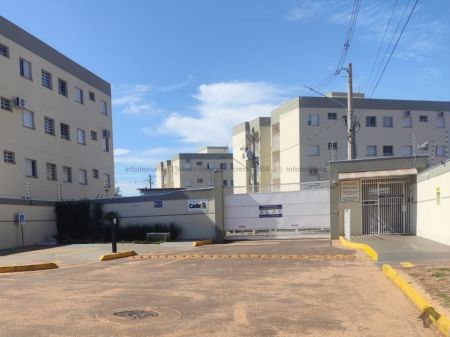 Apartamento em Loteamento Portobello
