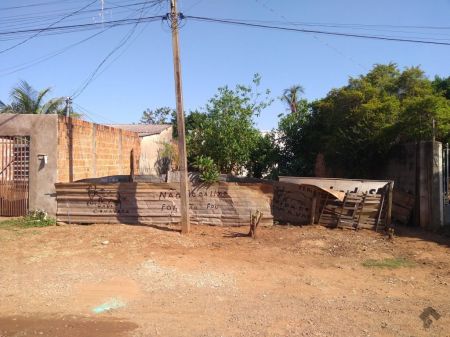 Terreno em Parque do Sol