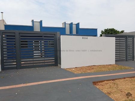 Casa-Térrea em Vila Santa Luzia