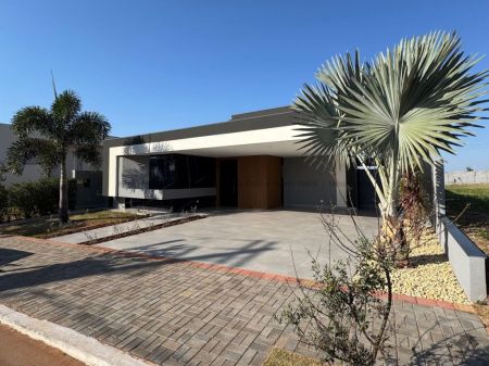 Casa-Térrea-Condomínio em Residencial Shalom