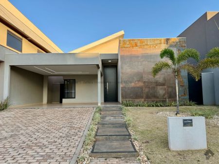 Casa-Térrea-Condomínio em Residencial Alphaville III