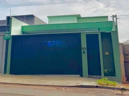 Casa-Térrea em Conjunto Res. Monte Castelo