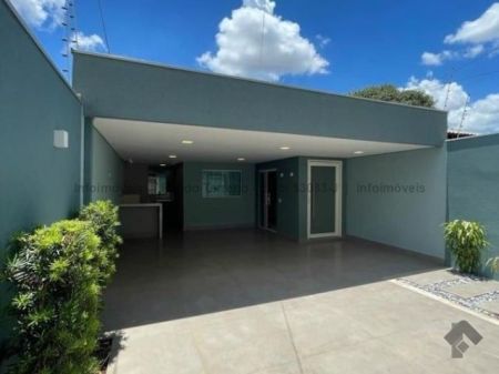 Casa-Térrea em Silvia Regina