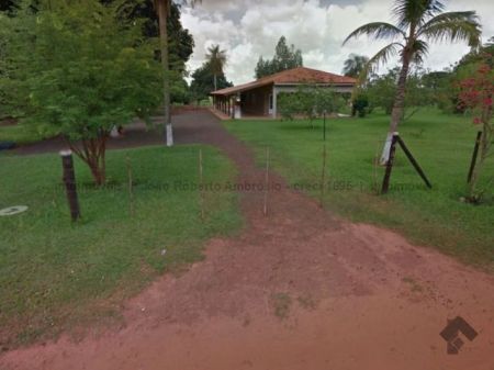 Chácara em Vila Moreninha IV