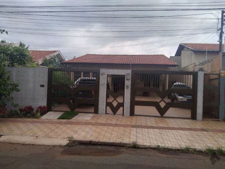 Casa-Térrea em Vila Vilas Boas