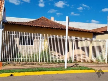 Casa-Térrea em Itanhangá Park
