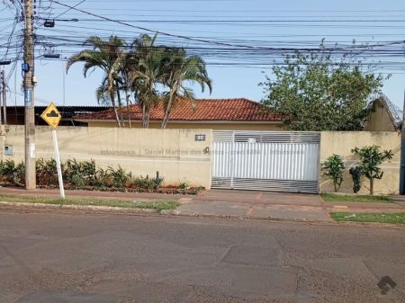 Casa-Térrea em Pioneiros