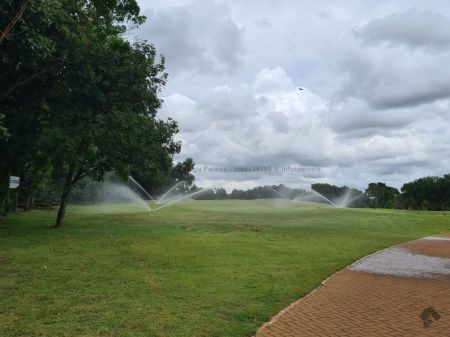 Terreno-Condomínio em Terras do Golfe