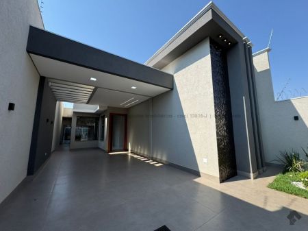 Casa-Térrea em Rita Vieira