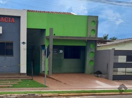 Casa-Térrea em Centro
