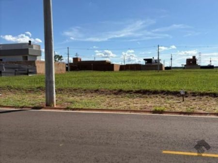Terreno-Condomínio em Loteamento Reserva Santa Inês