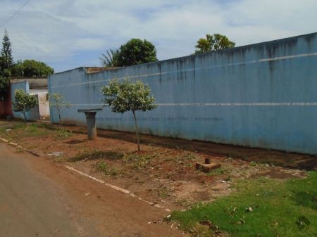 Imóvel Comercial em Milani