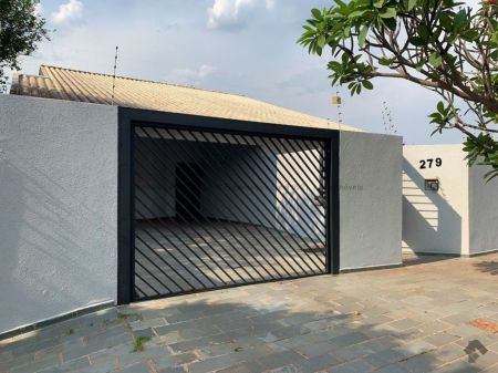 Casa-Térrea em Jardim Bela Vista
